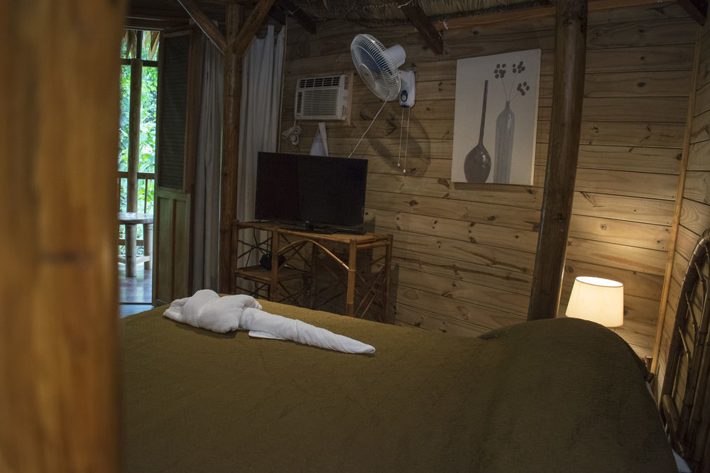 Bugabutik Hotel Resort Cocles Beach Zewnętrze zdjęcie