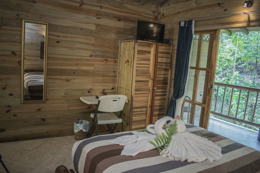 Bugabutik Hotel Resort Cocles Beach Zewnętrze zdjęcie